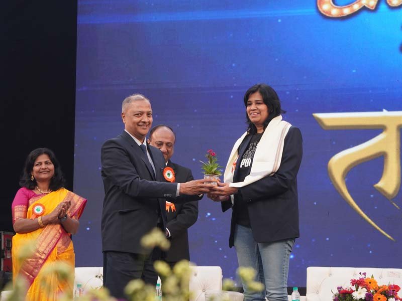 Felicitation of Guest Mrs